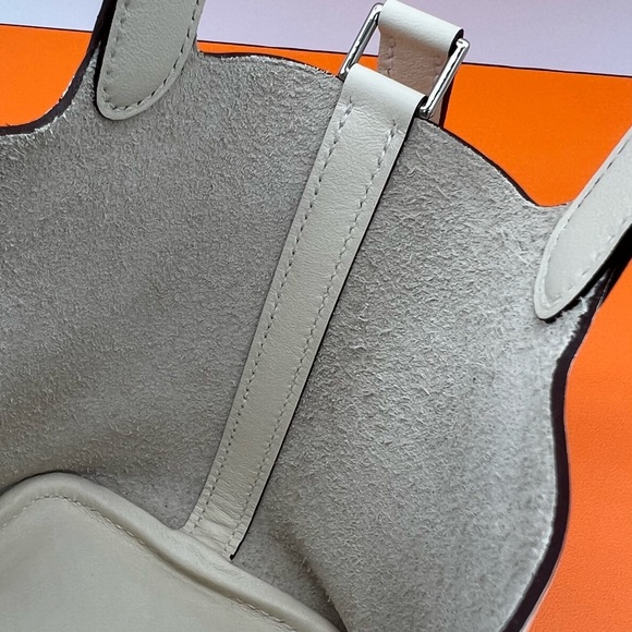 āSOLDāAuthentic Hermes Nata Swift PHW Lucky Daisy Micro Picotin 14 - Picture 16 of 17